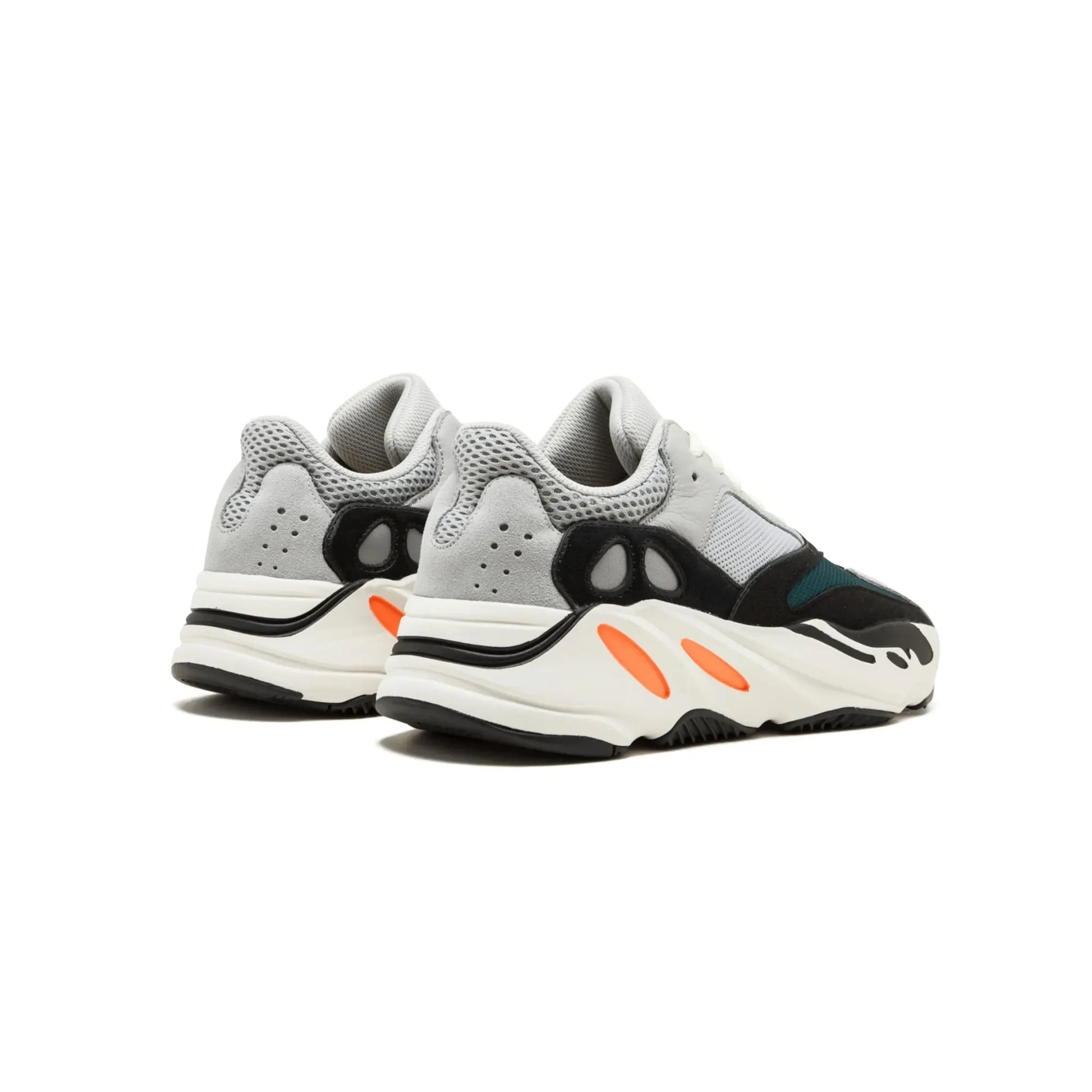 adidas Yeezy Boost 700 Wave Runner (2017/2023)