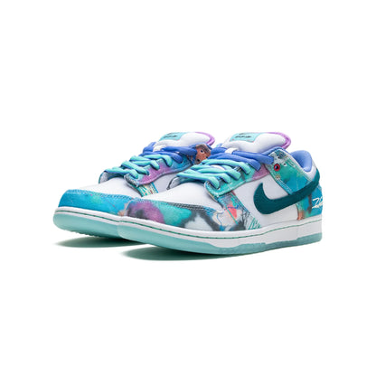 Nike SB Dunk Low Futura Laboratories Bleached Aqua