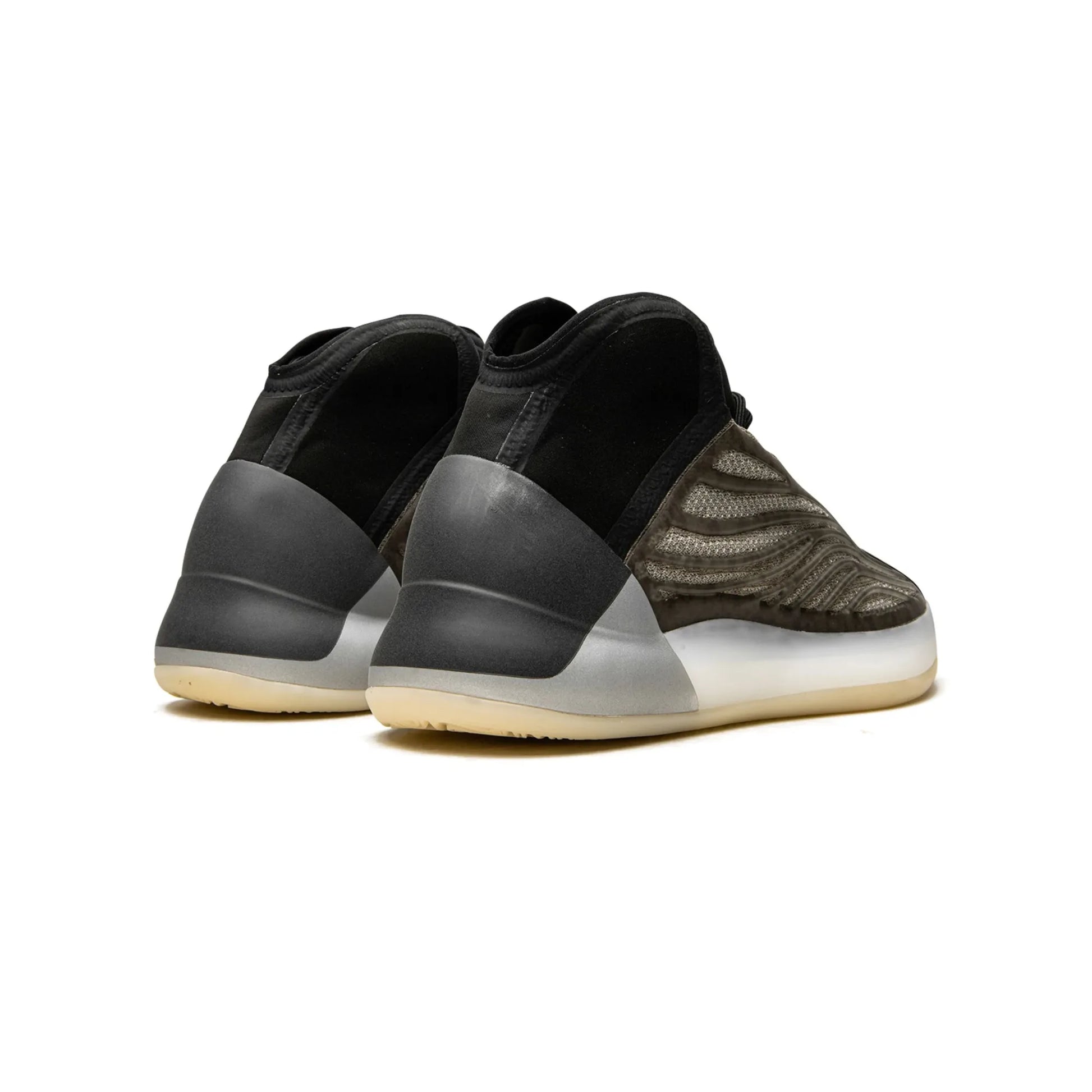 adidas Yeezy QNTM Barium