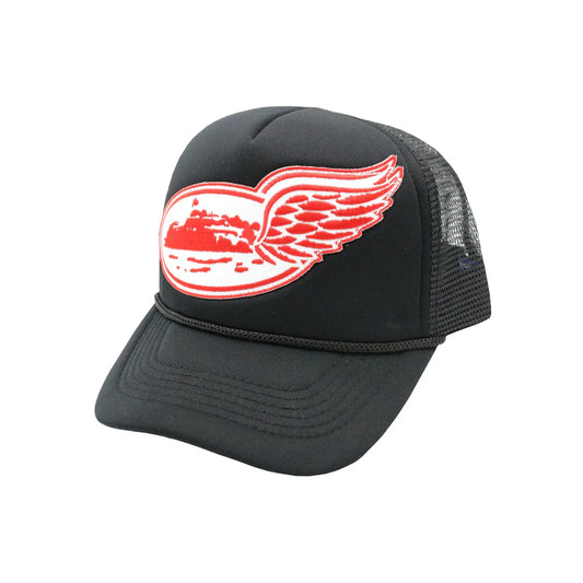 Corteiz Alcatraz Wing Trucker Hat Black/Red/White