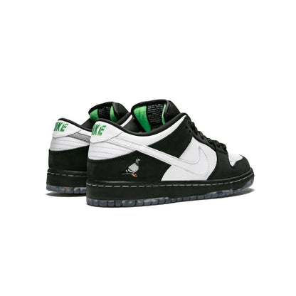 Nike SB Dunk Low Staple Panda Pigeon