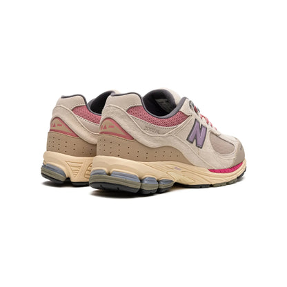 New Balance 2002R Hiking Pack Beige