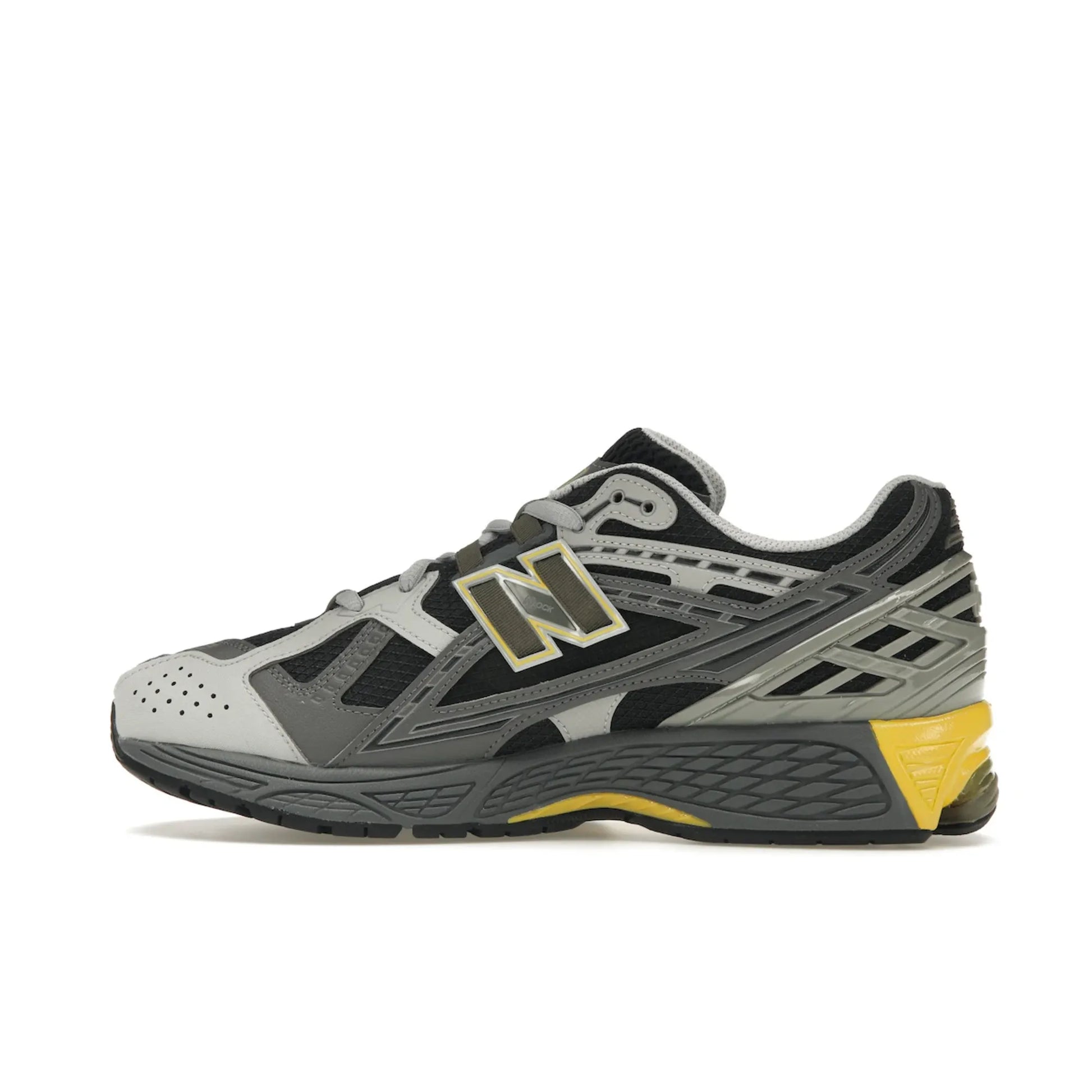 New Balance 1906U Castlerock Ginger Lemon