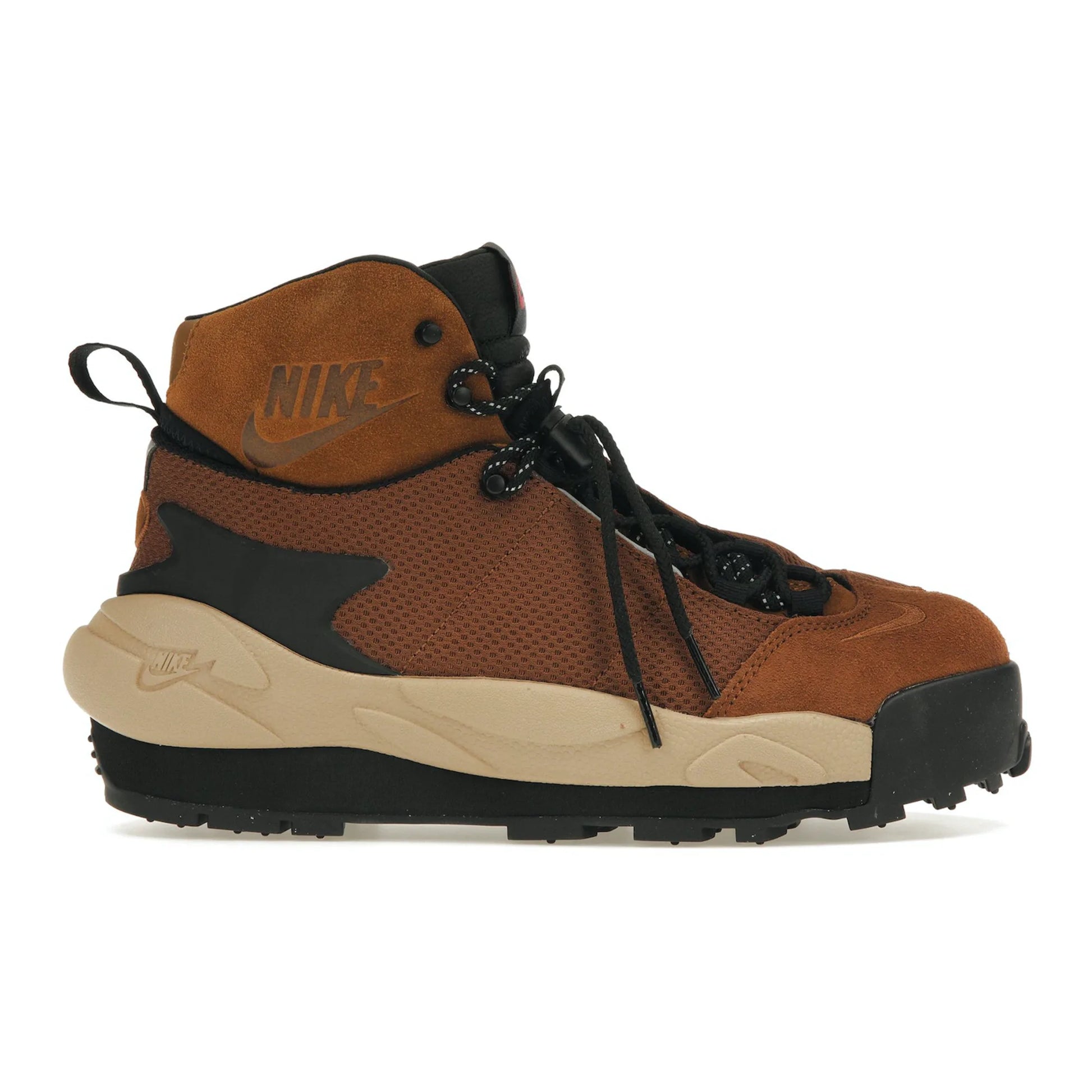 Nike Magmascape SP sacai Light British Tan