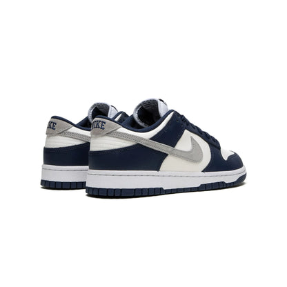 Nike Dunk Low Summit White Midnight Navy