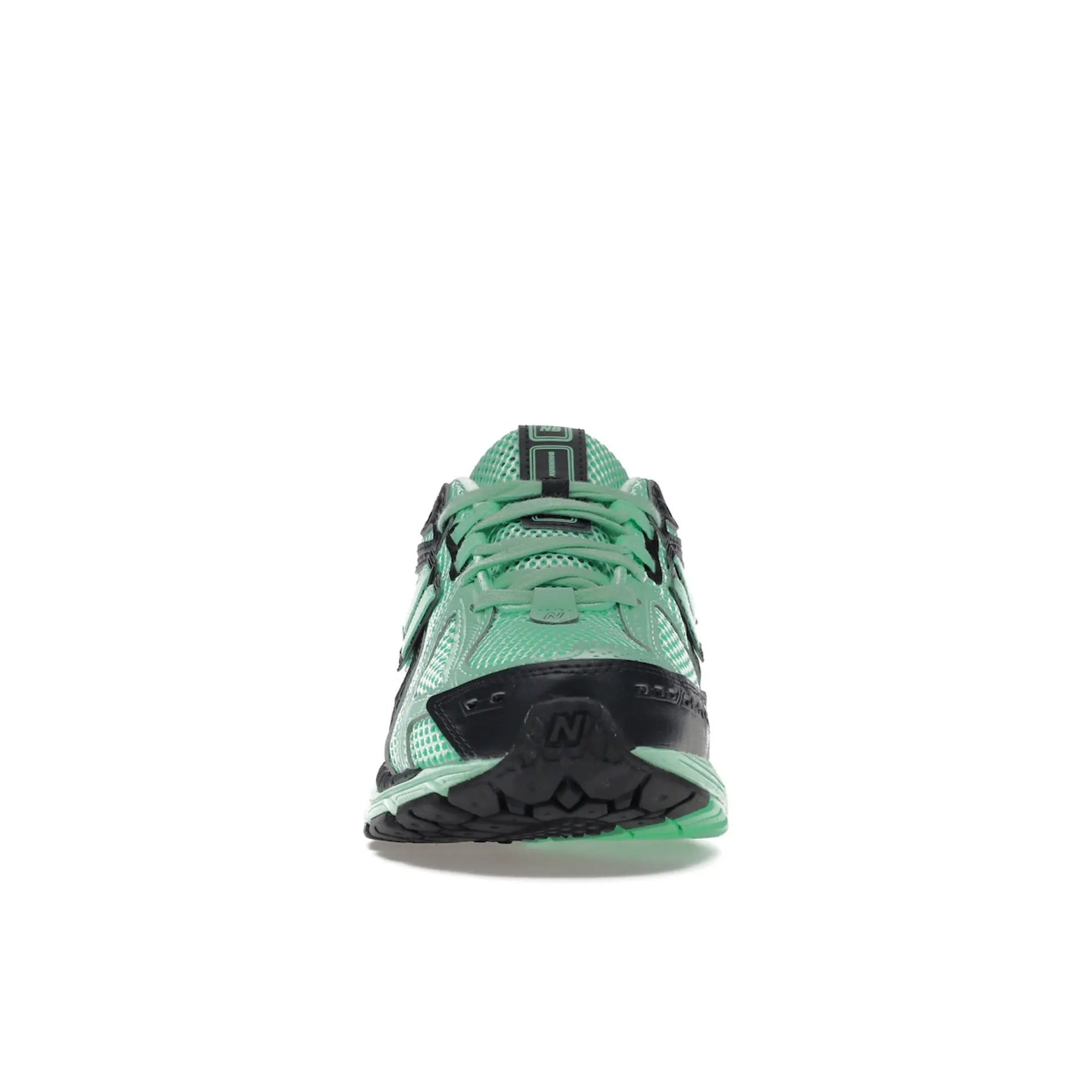 New Balance 1906R size? Exclusive Green Black