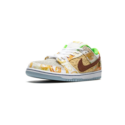 Nike SB Dunk Low Street Hawker (2021)