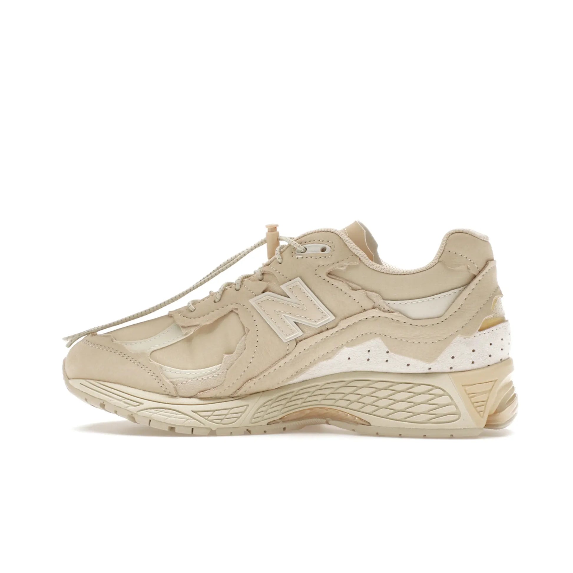 New Balance 2002R Protection Pack Sandstone