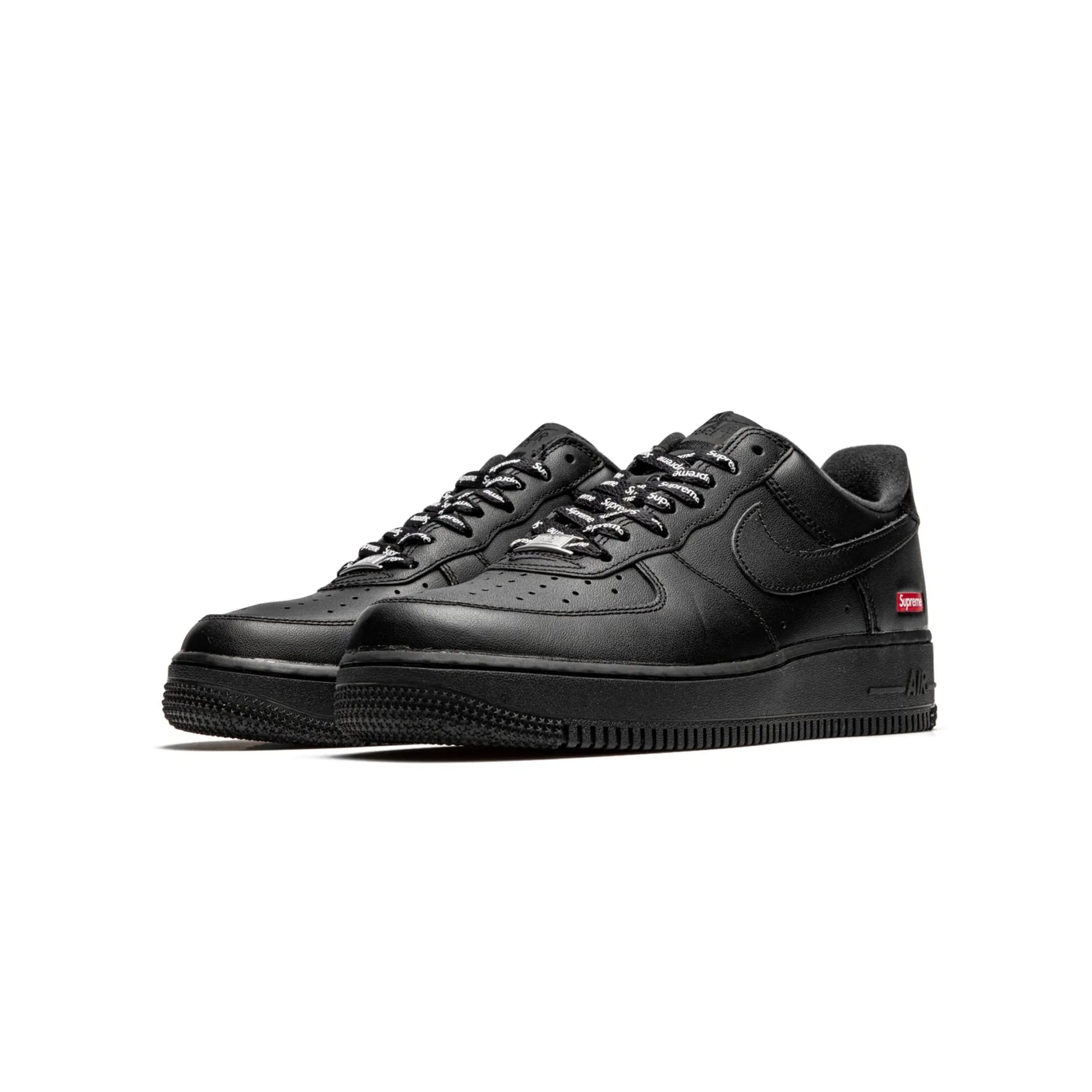 Nike Air Force 1 Low Supreme Black