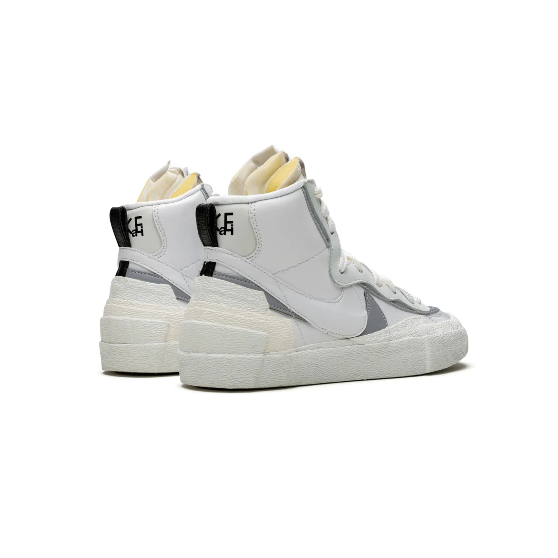 Nike Blazer Mid sacai White Grey