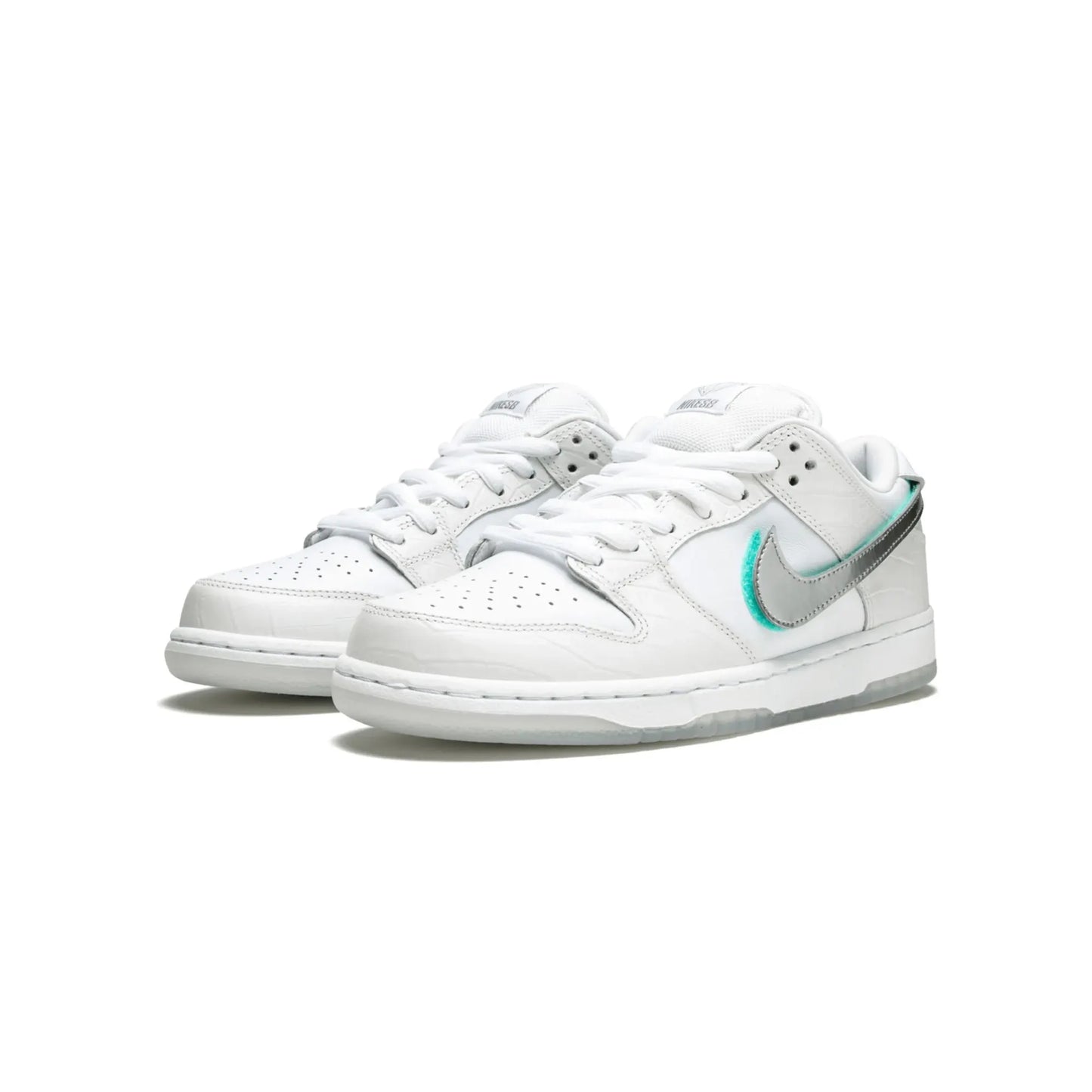 Nike SB Dunk Low Diamond Supply Co. White Diamond