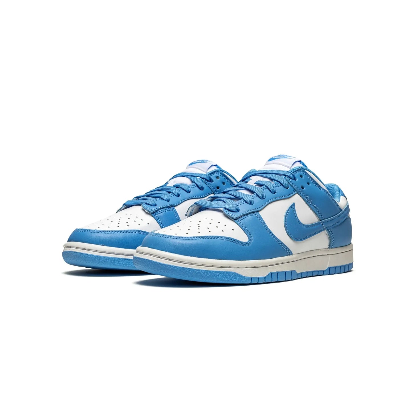 Nike Dunk Low UNC (2021)