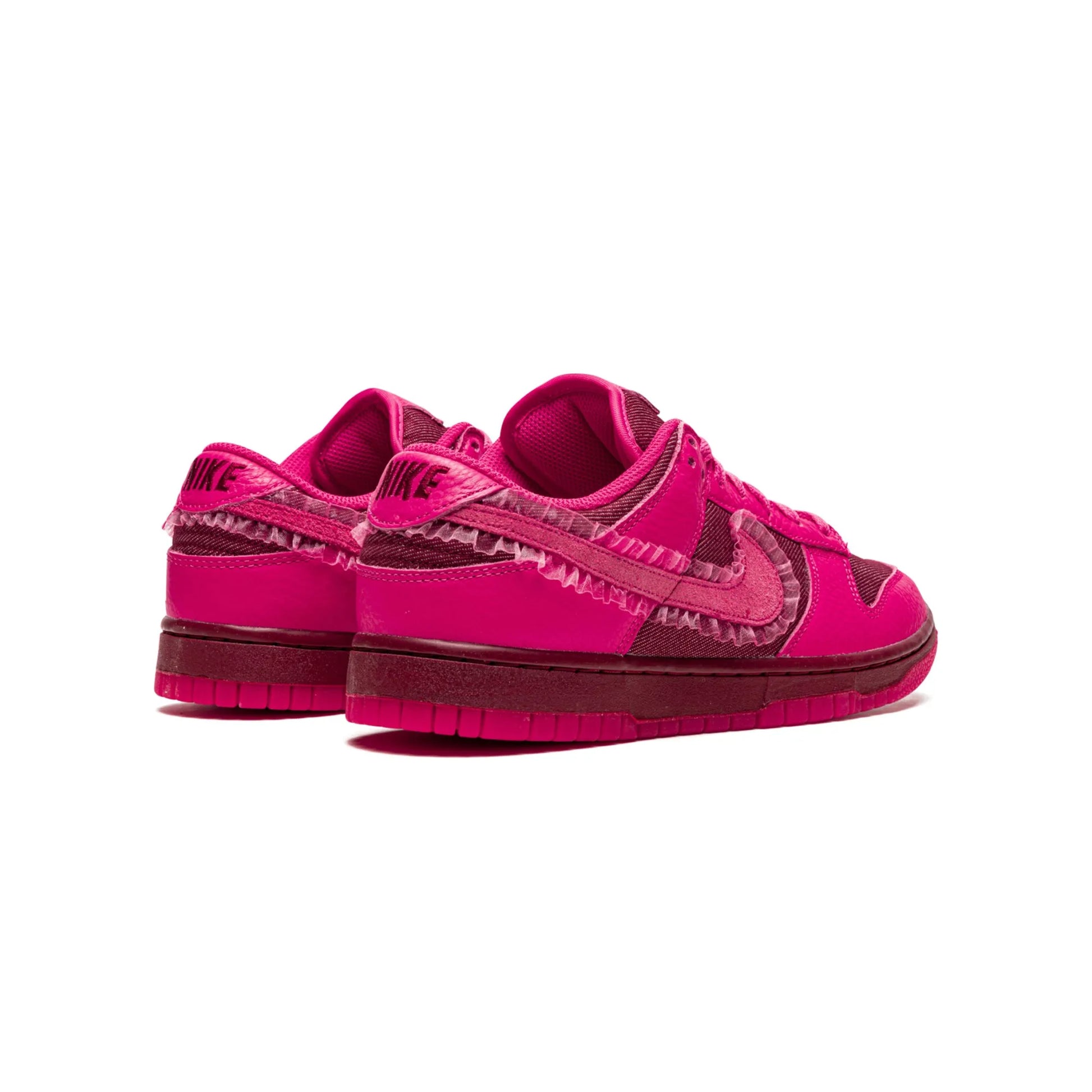 Nike Dunk Low Valentine's Day (2022) (Women's)