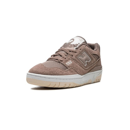 New Balance 550 Suede Mushroom