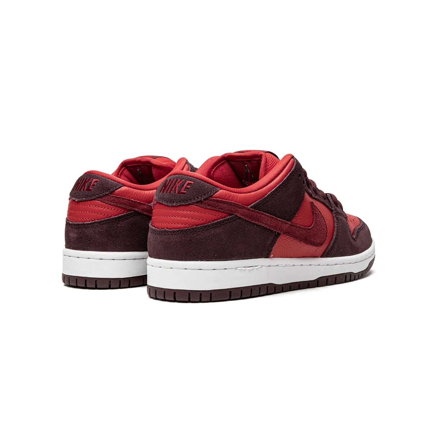 Nike SB Dunk Low Cherry