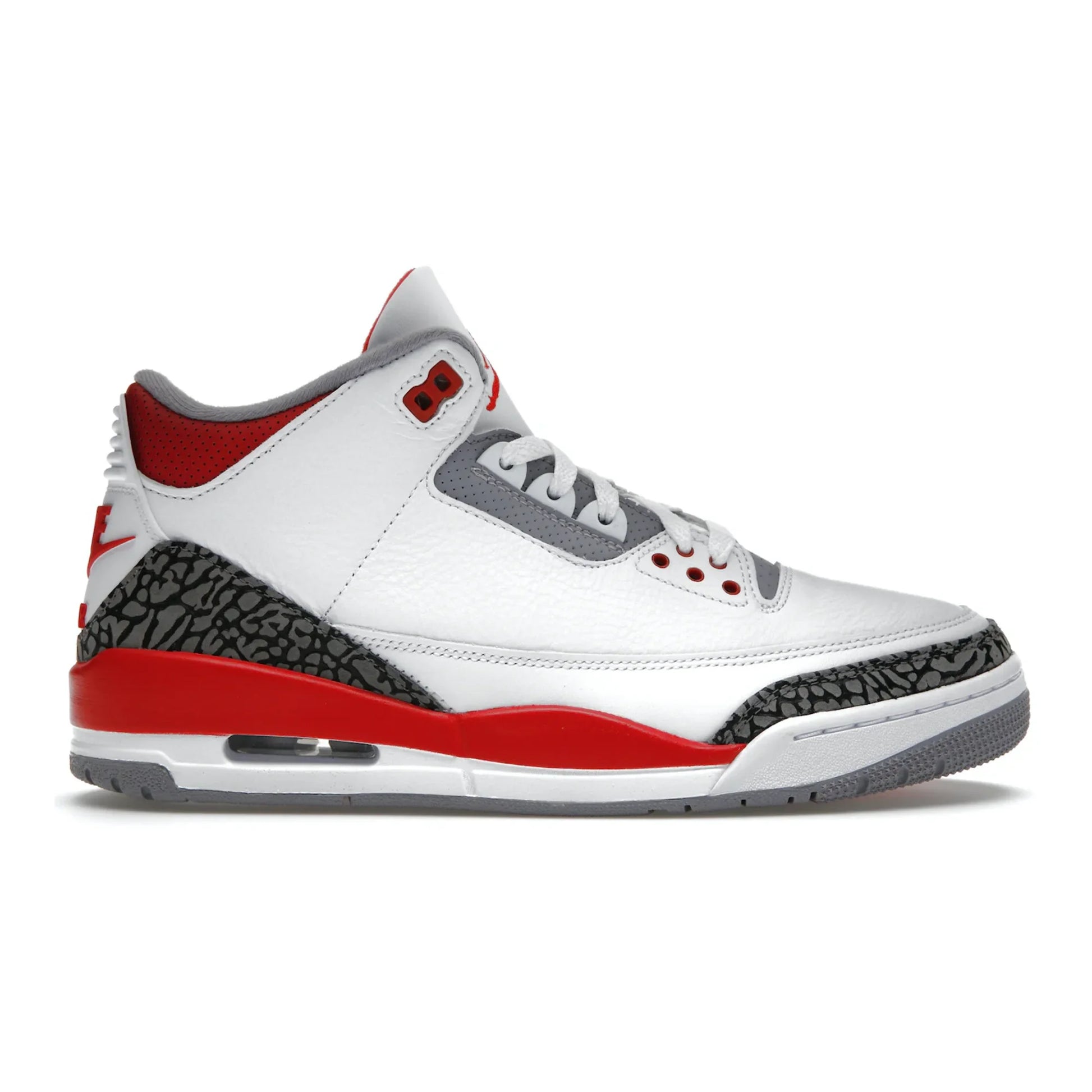 Jordan 3 Retro Fire Red (2022)