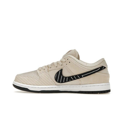 Nike SB Dunk Low Albino & Preto